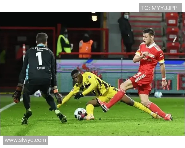 斯图加特客场大捷，锋线火力全开击败对手